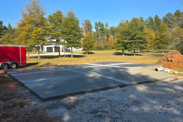 Garage concrete slab pour in Tennessee